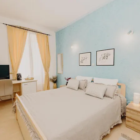 And Rossella 2 Apartament